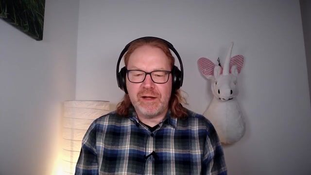 Playing a game of tech headlines: news or fake news