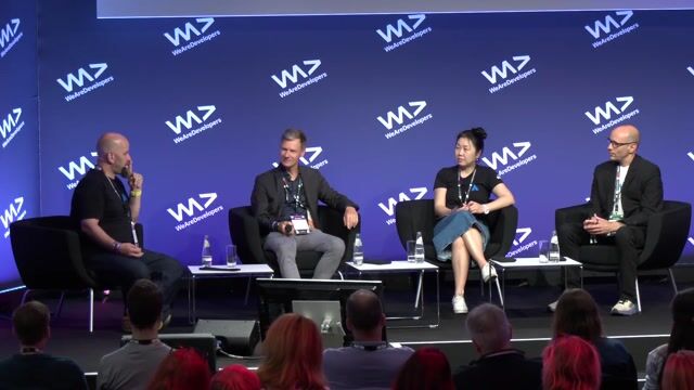 Leading efficiency, empathy, and the human experience with AI thumbnail