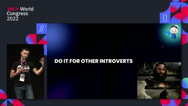 The career and personal benefits of social media