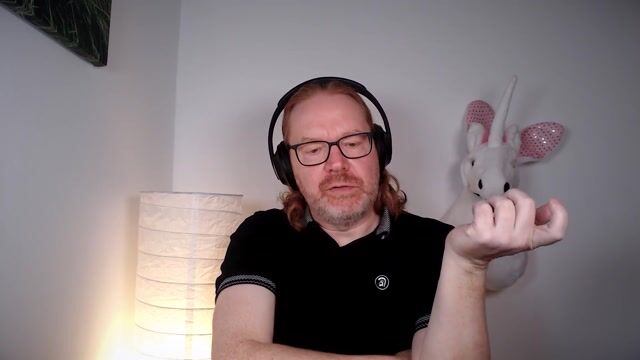 The strategic value of hiring freelancers in the AI era