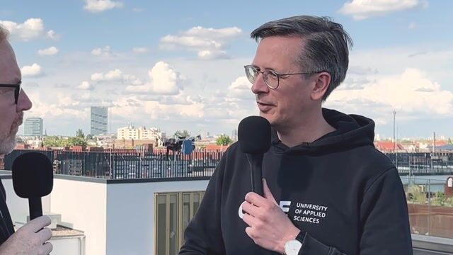 Making Teaching Code Less Academic and More Market-Ready - Peter Ruppel