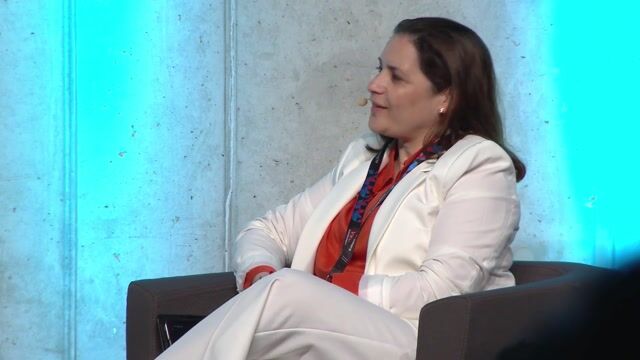 Techies vs. Suits: Decoding the Distinct Paths to Startup Success in Europe and the US