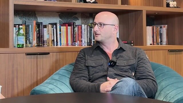 Moving beyond pull requests to real-time collaboration