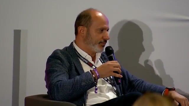 How AI is transforming first-level HR support