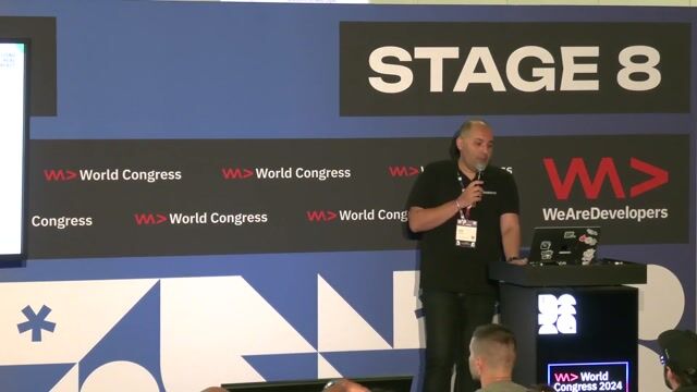 Using semantic ontologies to build digital twins