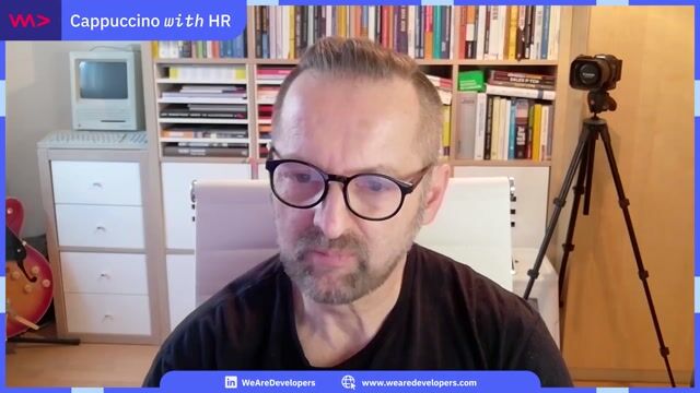 Involving teams in the AI transformation process thumbnail