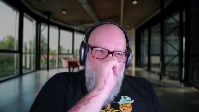 Exploring architectural patterns and infrastructure deployment strategies thumbnail