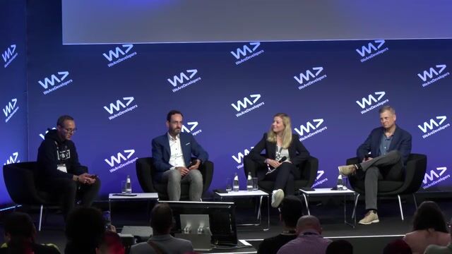 AI in Leadership: How Technology is Reshaping Executive Roles