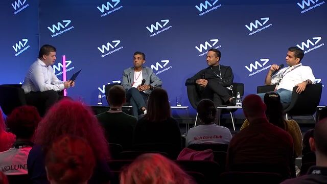 Using streaming data to power real-time agent applications