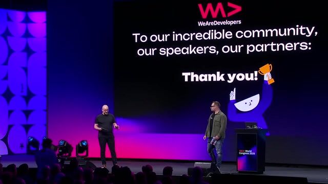 Welcoming GitHub CEO Thomas Dohmke to the stage