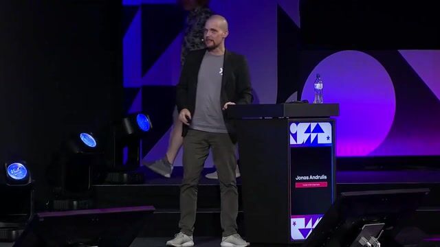 From crafted algorithms to deep learning and pattern recognition thumbnail