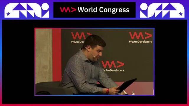 Making quantum computers accessible via the cloud