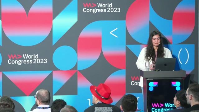 The challenge of extending the Linux kernel