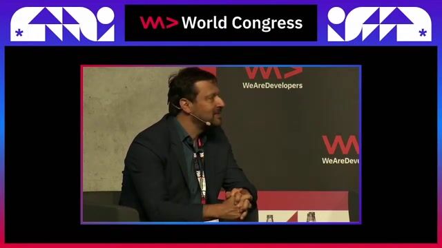 Navigating competition between AI platforms and startups